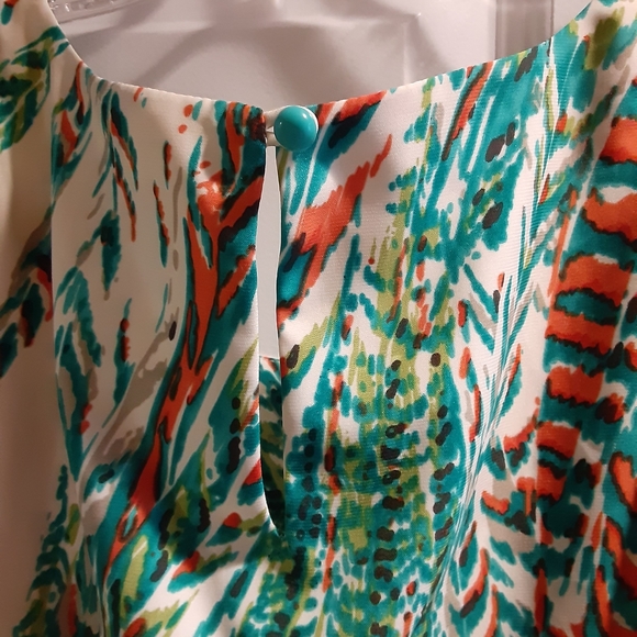 Top - Picture 4 of 4